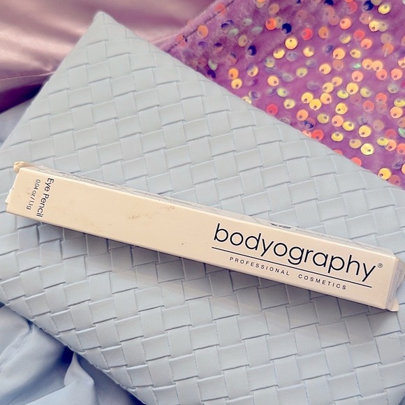 NIB: Bodyography Professional Cosmetics Eyeliner - CHIC “Black” 1.1 oz - Picture 2 of 11